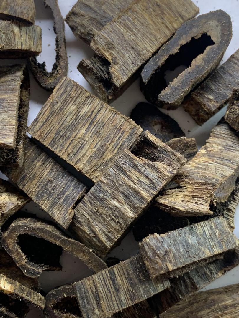 極上伽羅 沈香 香木 沈香粉 重さ:50g