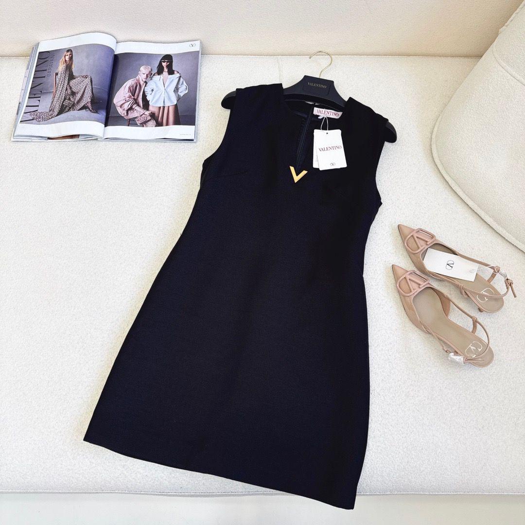 ★VALENTINO★ ミニドレス VALENTINO ♪ ノースリーブ ミニドレス