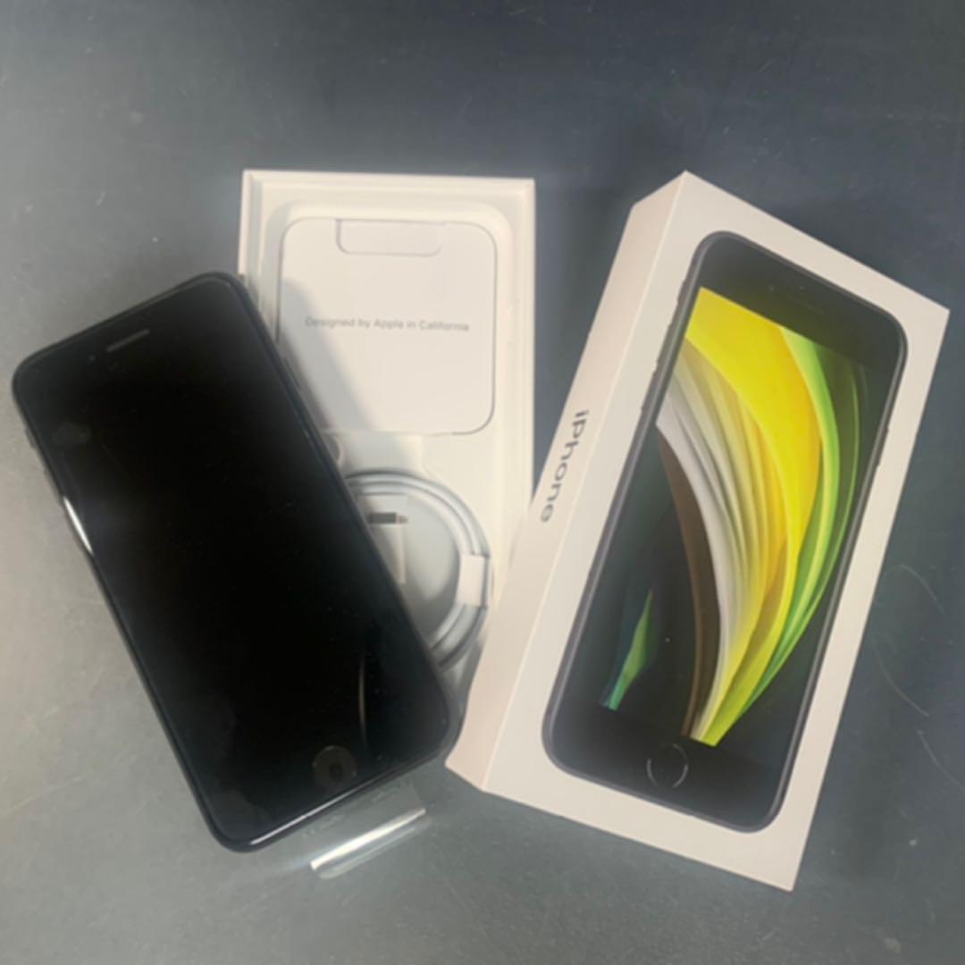 お得大特価┘ iPhone SE2 64GB ブラック SIM解除済 美品 AlUFw-m52555578730 SE 第2世代 超特価