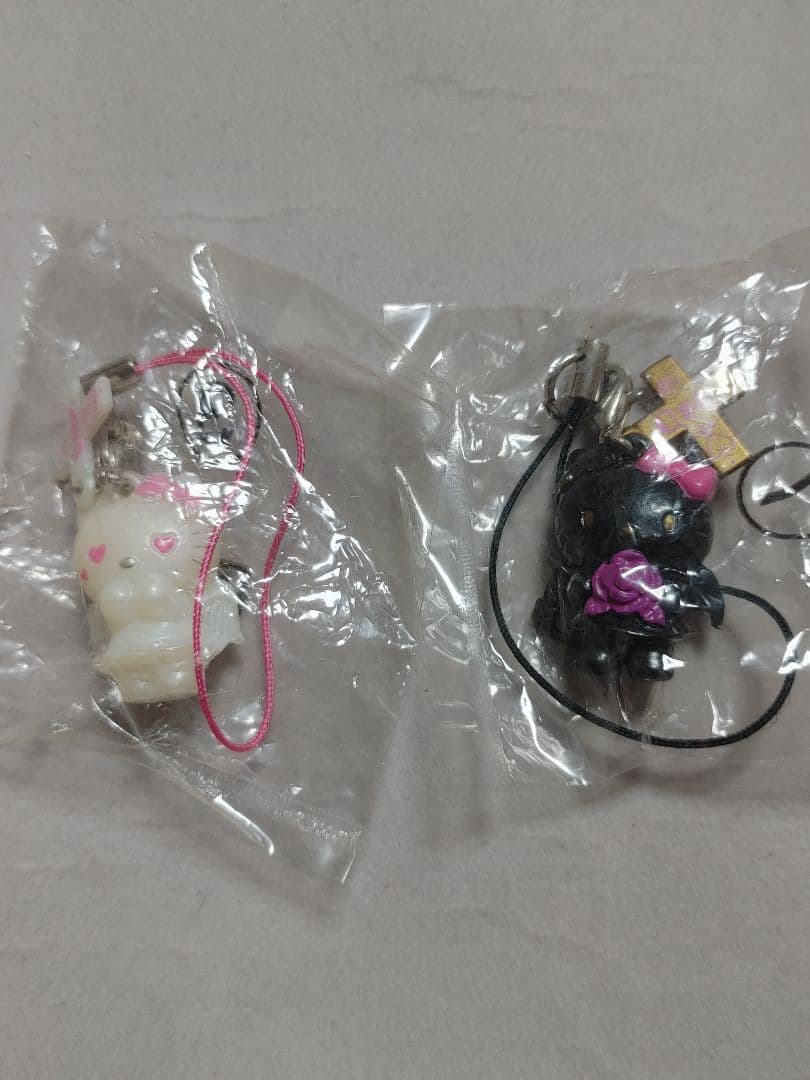 ハローキティ 2007年 スウィート&クール 携帯クリーナーとマスコット ハローキティ 2007年 スウィート&クール 携帯クリーナーとマスコット