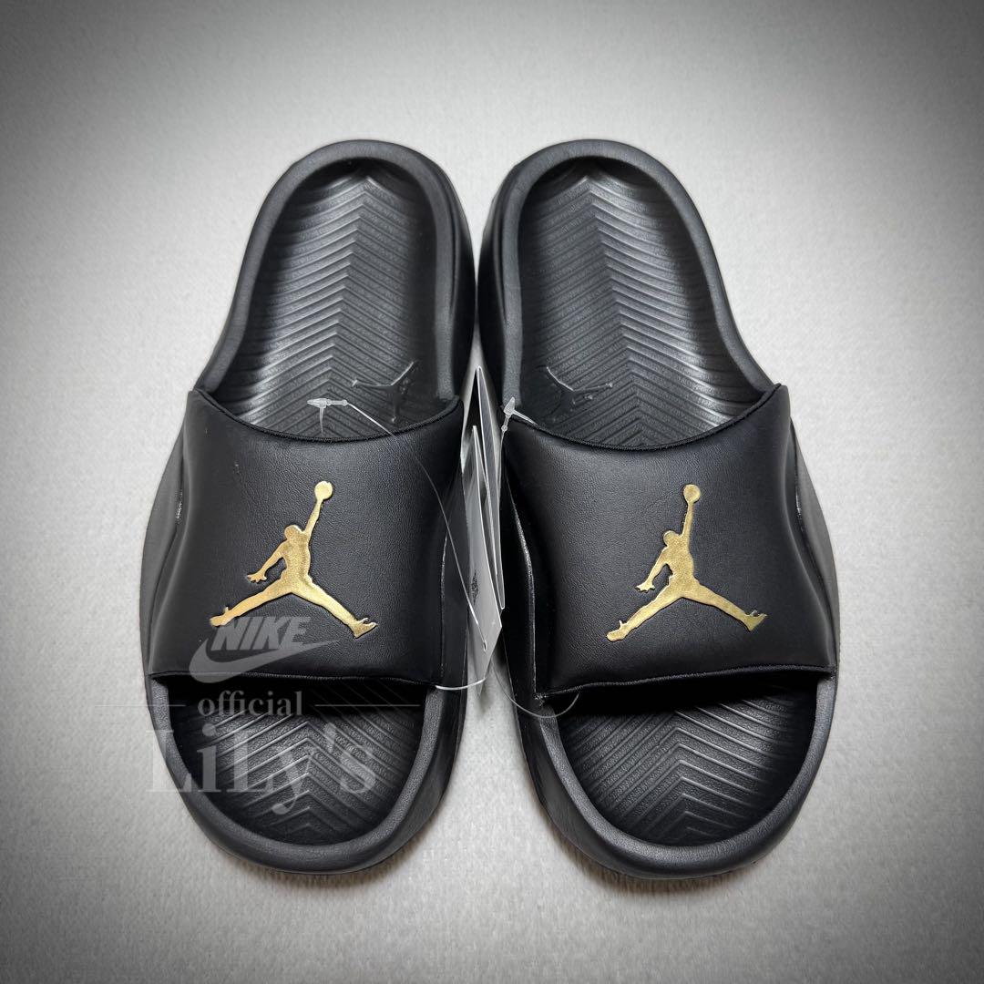 高価値 29cm 黒金 新品未使用】ジョーダンサンダル JORDAN 4 ブラック 靴