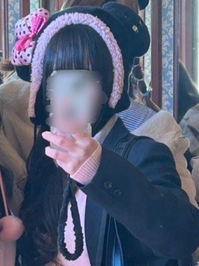 ピンク