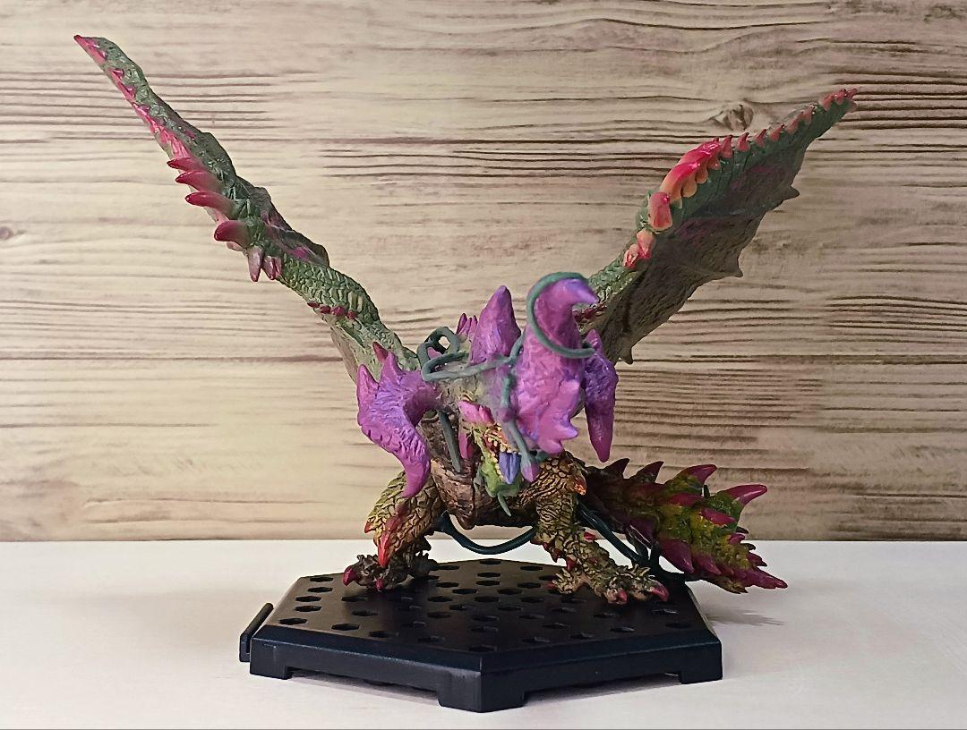 人気の贈り物が大集合 モンハン モンスターハンター エスピナス フィギュア リペイント ゲームキャラクター