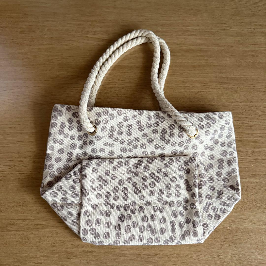 Herlipto HLT Cherry Tote Bag rose - メルカリ