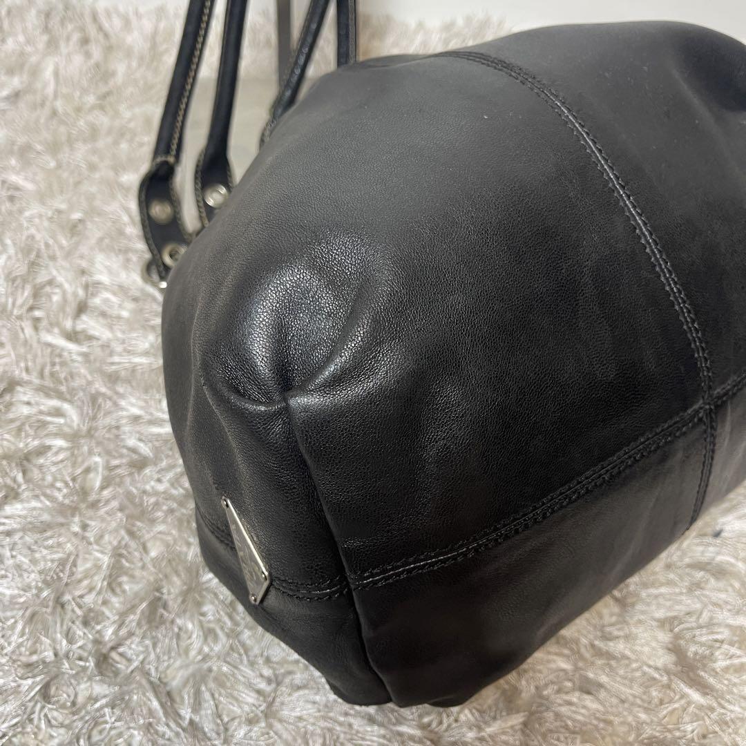 PRADA トートバッグ 肩掛けかばん 形2way フックストッパー 三角ロゴ