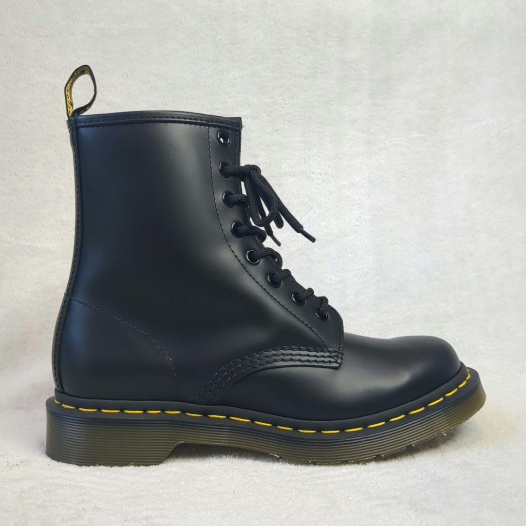 Dr.Martens 11821 8ホールブーツ レザー ブラック サイズUK5 Dr.Martens 11821 8ホールブーツ レザー ブラック サイズUK5