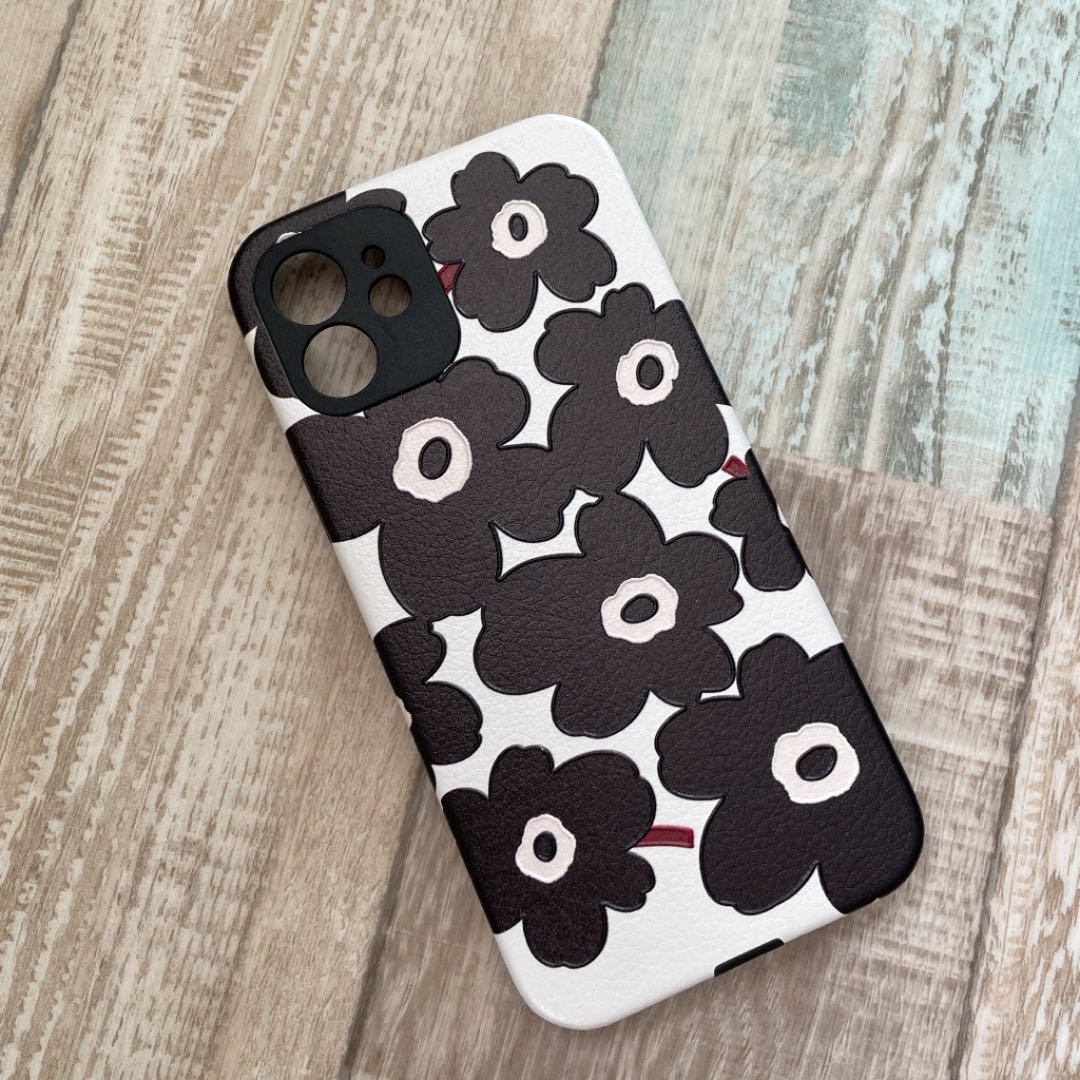 新品 Iphone12ケース 北欧 マリメッコ風 メルカリ