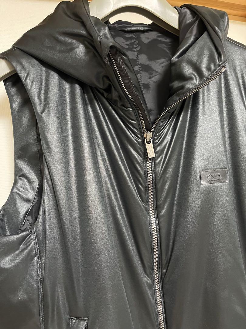 【EMPORIO ARMANI】ベスト！！