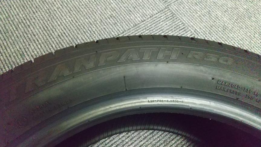 18インチ R30 ほぼ新品タイヤ 2w4O5-m52607888977 TOYO トランパス 大特価新品