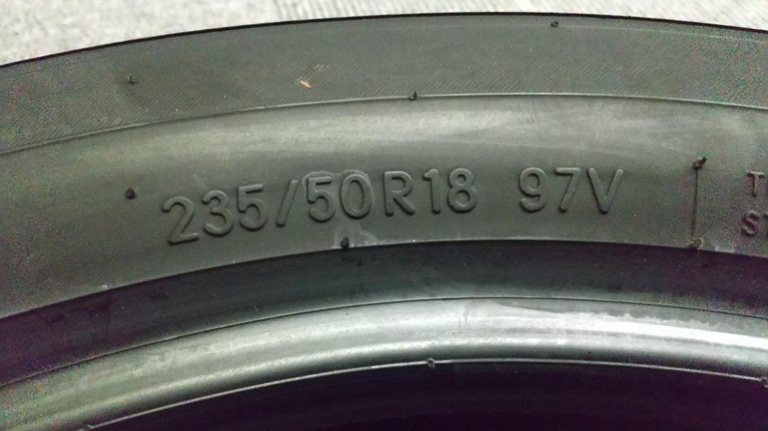 18インチ R30 ほぼ新品タイヤ 2w4O5-m52607888977 TOYO トランパス 大特価新品