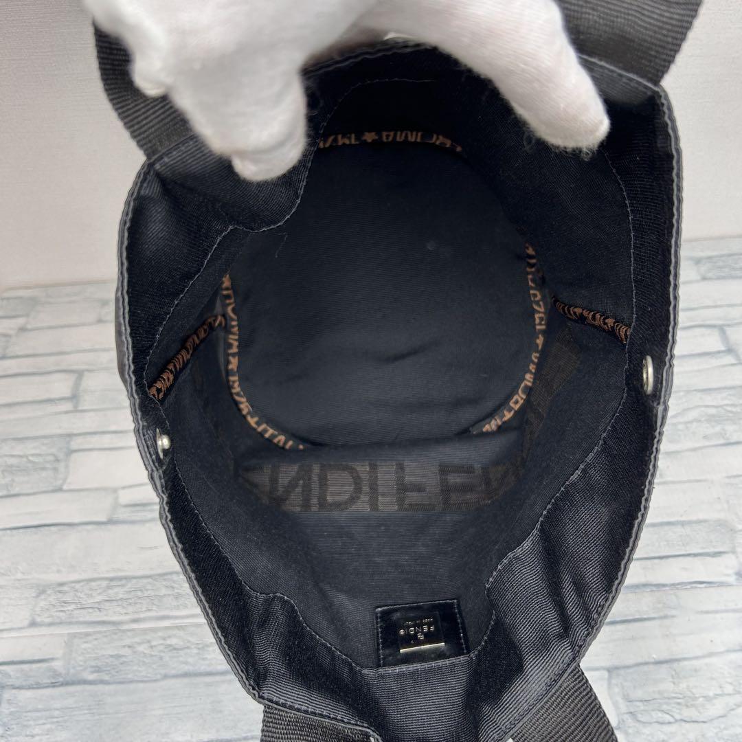 65 美品　FENDI フェンディ トートバック　ハンドバック