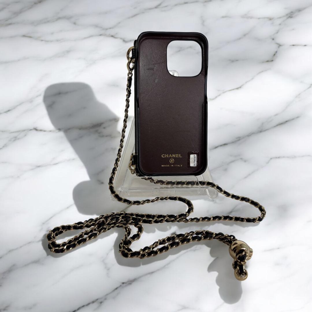 美品✨】CHANEL iPhoneケース マトラッセチェーンショルダー