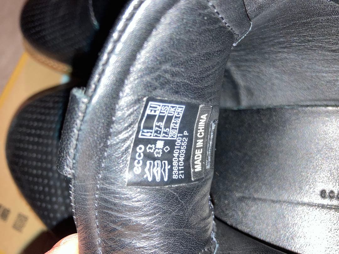 進化的な ecco エコー 軽量 ビジネスシューズ レザースニーカー 本革 26 黒26cm・ecco