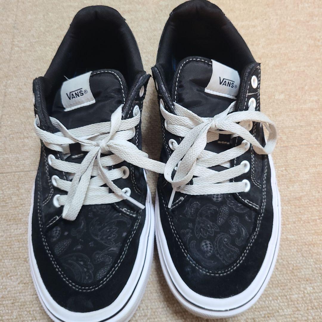 国内発送★送料無料！VANS FINN フィン ペイズリー 674141000103.jpg