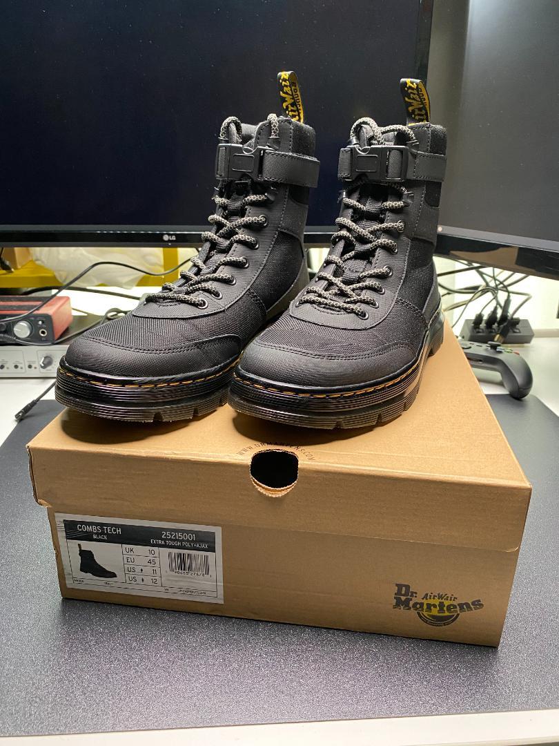 今月限定 Dr. 8ホール UK10 29cm OcKCD-m52620853492 Martens COMBS