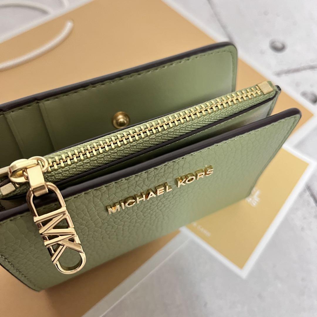 MICHAEL KORS - 新品 MICHAEL KORS 折り財布 ライトグリーン 二