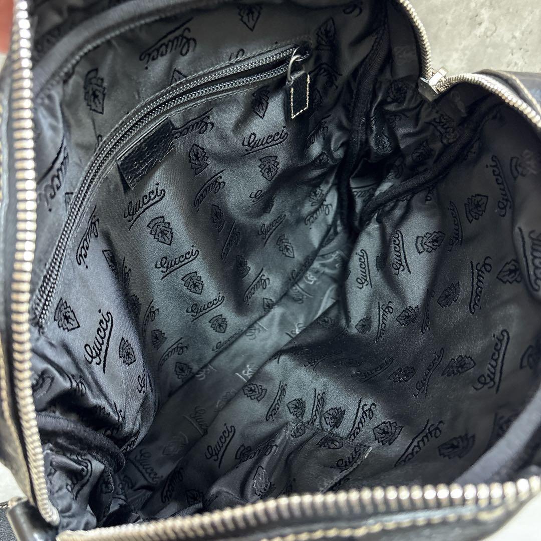 極美品✨グッチ クレストロゴ ショルダーバッグ レザー