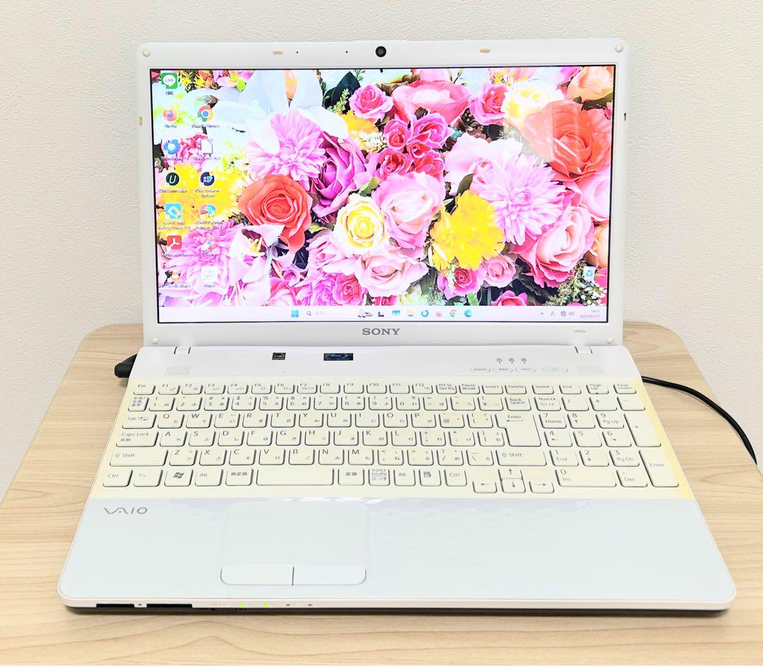 【大特価】Corei7✨爆速SSD240GB✨VAIO✨ノートパソコン✨カメラ