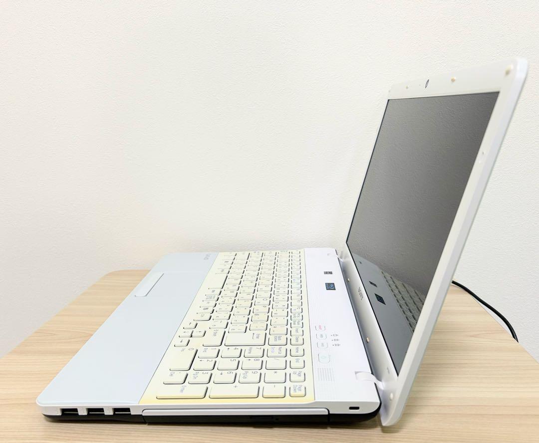 【大特価】Corei7✨爆速SSD240GB✨VAIO✨ノートパソコン✨カメラ