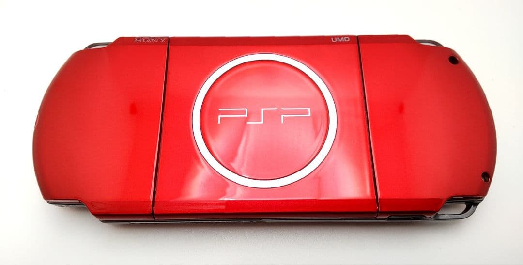 PSP3000 レッド 新品に近い綺麗な美品 液晶画面、完全に無傷 カバー未使用 PSP3000 レッド 新品に近い綺麗な美品 液晶画面、完全に無傷 カバー未使用
