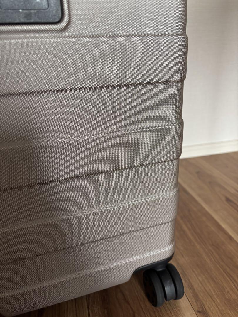 【美品】無印良品　バーを自由に調節できるハードキャリーケース（２０Ｌ）