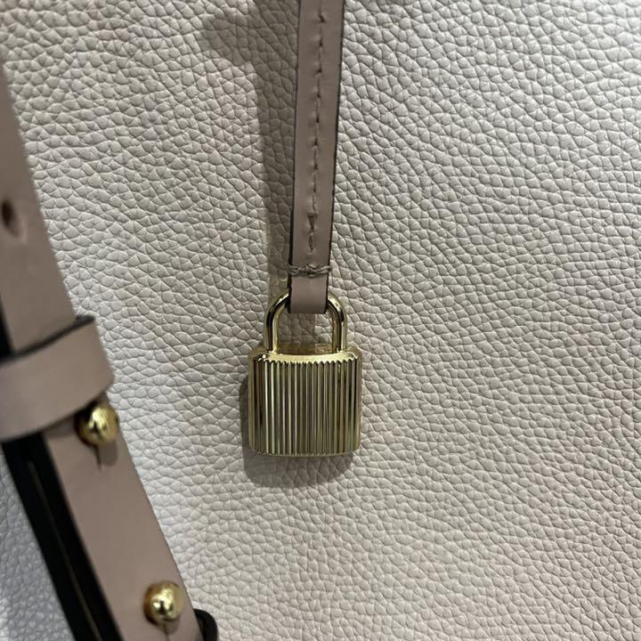 SALE人気 MICHAEL KORS 2wayハンドバッグ ショルダー ベージュピンク QfVid-m52653131763 100%新品正規品