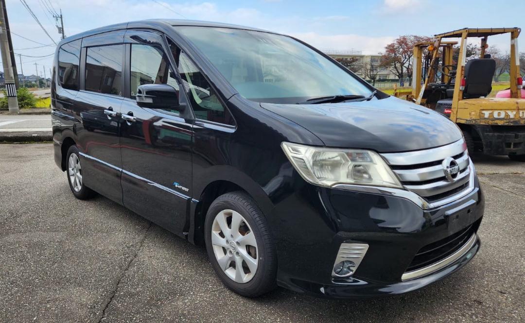 ☆ 日産セレナ Sハイブリッド Vセレクション H25年 93,027km ☆