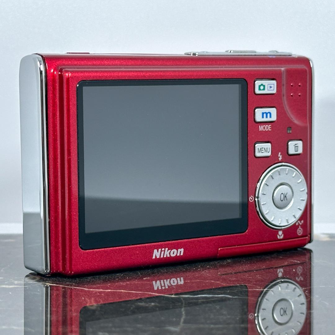 【美品】Nikon COOLPIX S5 レッド