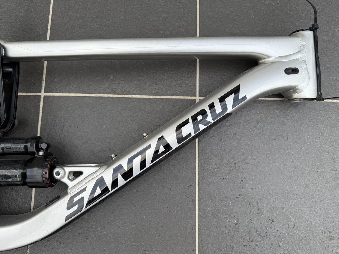 Santa Cruz Bronson V3 AL 2019 M シルバー送料込み - メルカリ