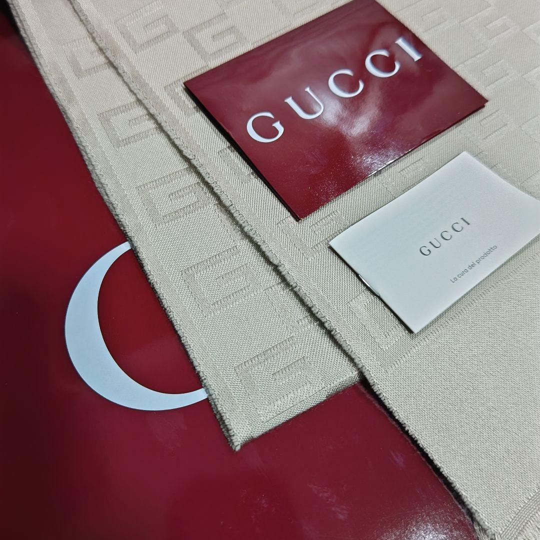 ❤新品箱袋付き❤GUCCI マフラー ストール ショール スカーフ❤ベージュ❤ ❤新品箱袋付き❤GUCCI マフラー ストール ショール スカーフ❤ベージュ❤