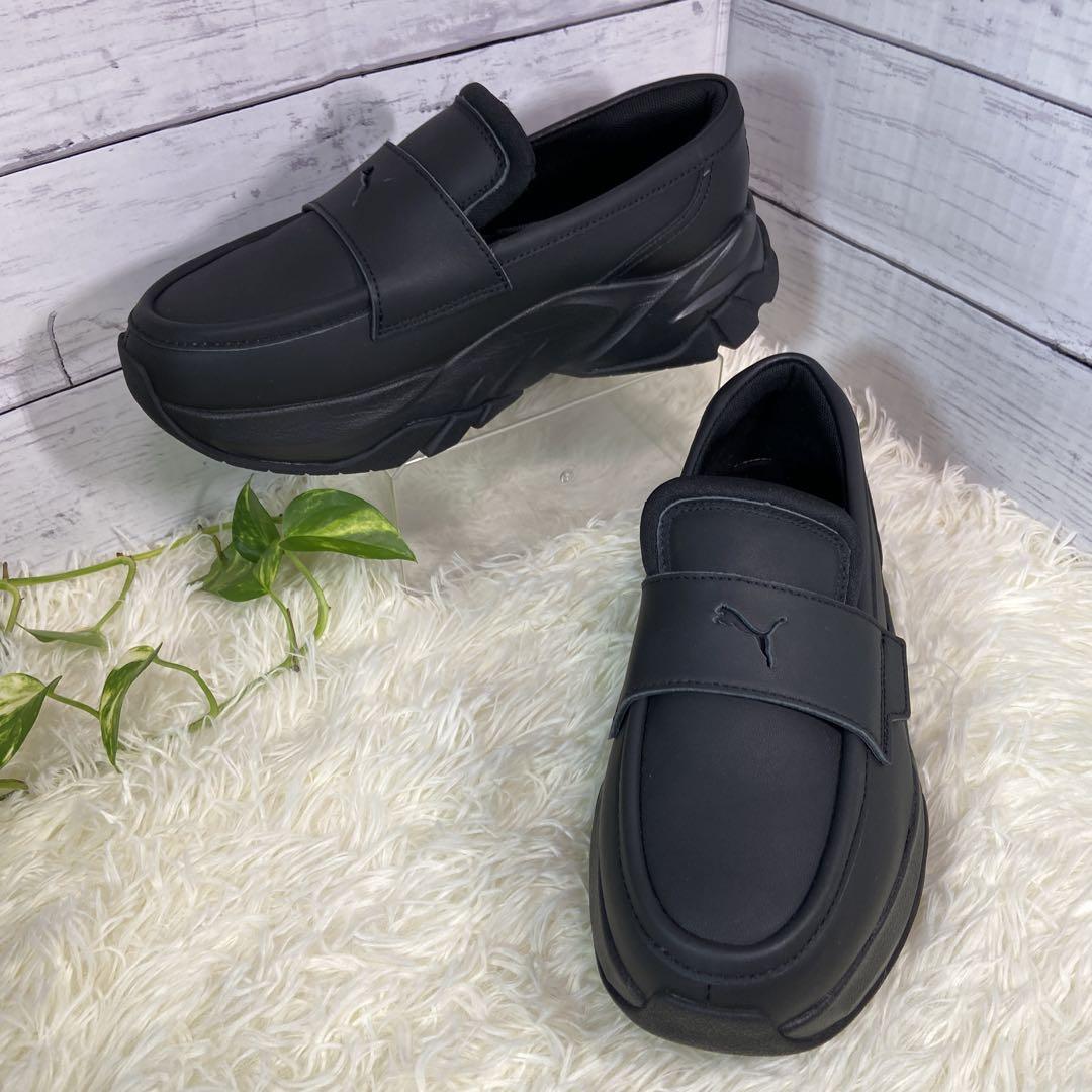 【新品】PUMA 厚底　ローファー　スリッポン　ブラック　レディース　24.5