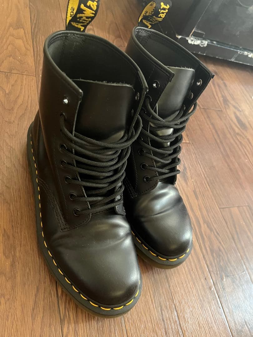 Dr. Martens ドクターマーチン 1460 8 ホールブラック