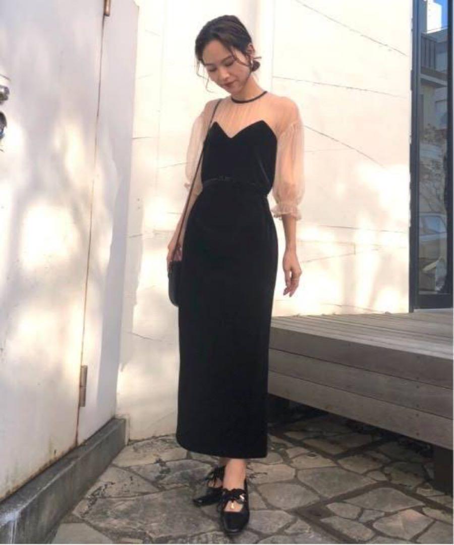 DRESS