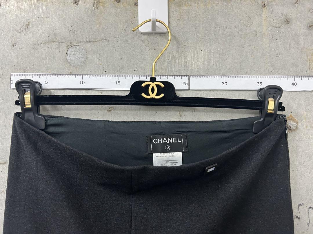 CHANELシャネル ブラック スリムフィットパンツ サイズ36 CHANELシャネル ブラック スリムフィットパンツ サイズ36