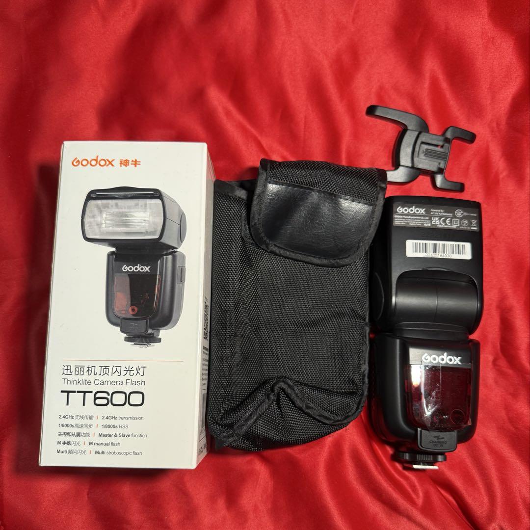 【送料無料】Godox TT600 ストロボ ケース付き