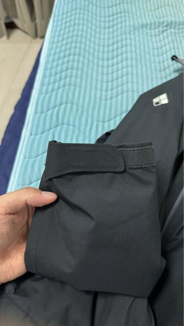 モンベルパウダーグライドパーカーGore-tex 画像5
