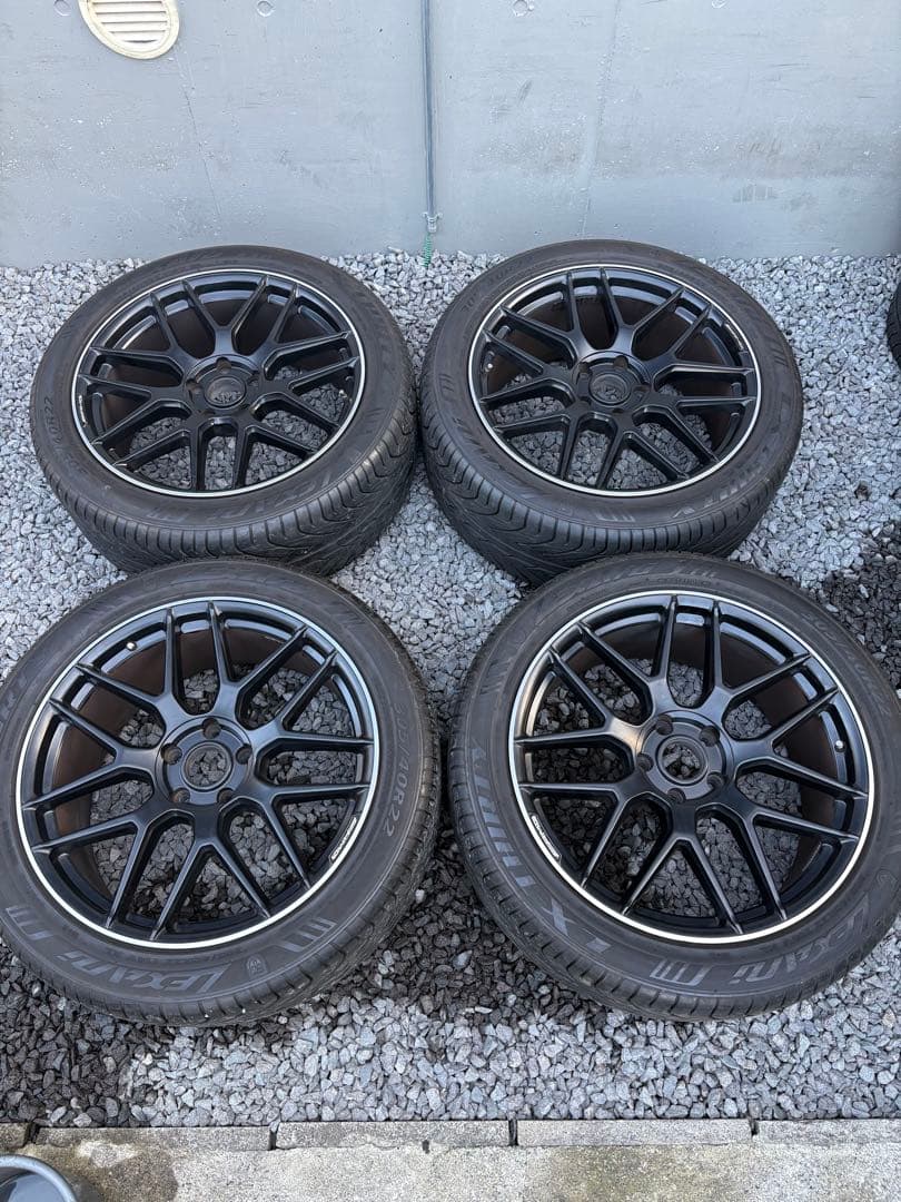 Gクラス22インチアルミホイール