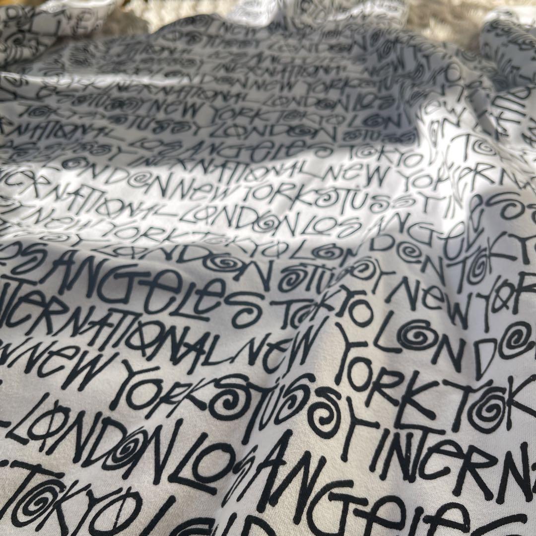 STUSSY  パーカー