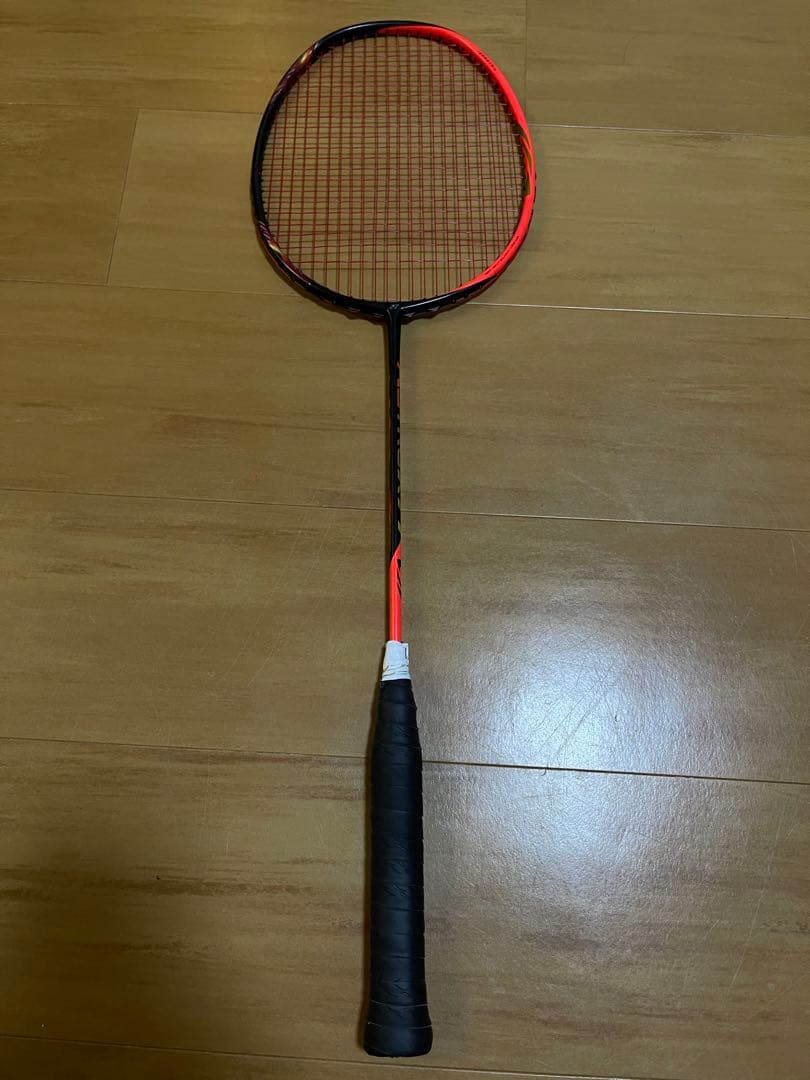 バドミントンラケット Astrox 77 レッド 3uYONEX