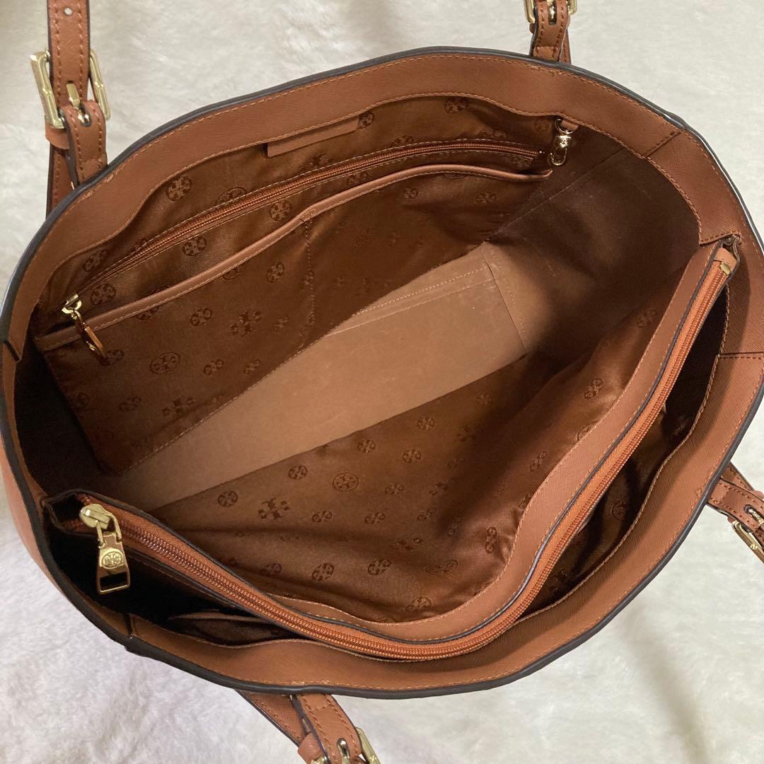 極美品 トリーバーチ エマーソン トートバッグ A4可 ビジネス 極美品 トリーバーチ エマーソン トートバッグ A4可 ビジネス