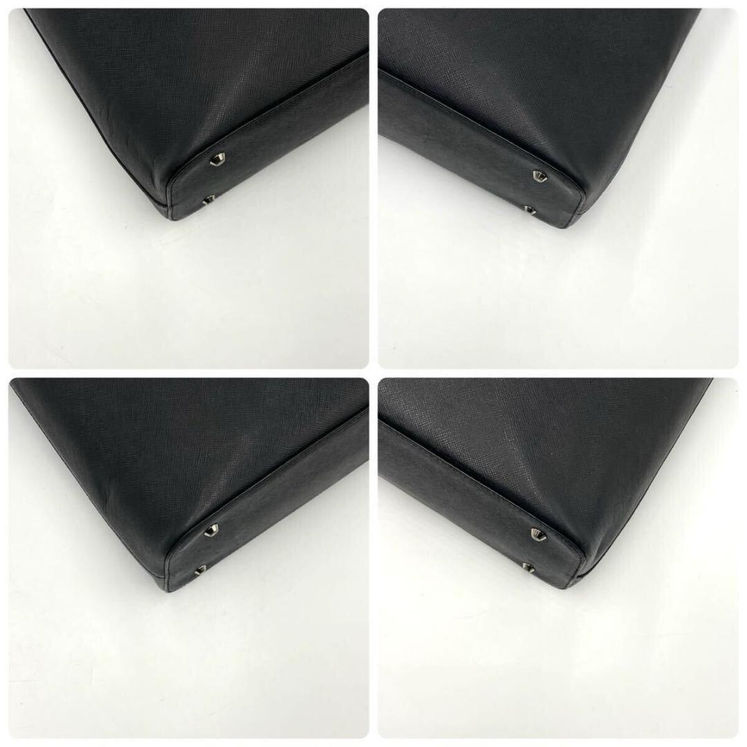 極美品】バーバリー トートバッグ ロゴ金具 ノバチェック
