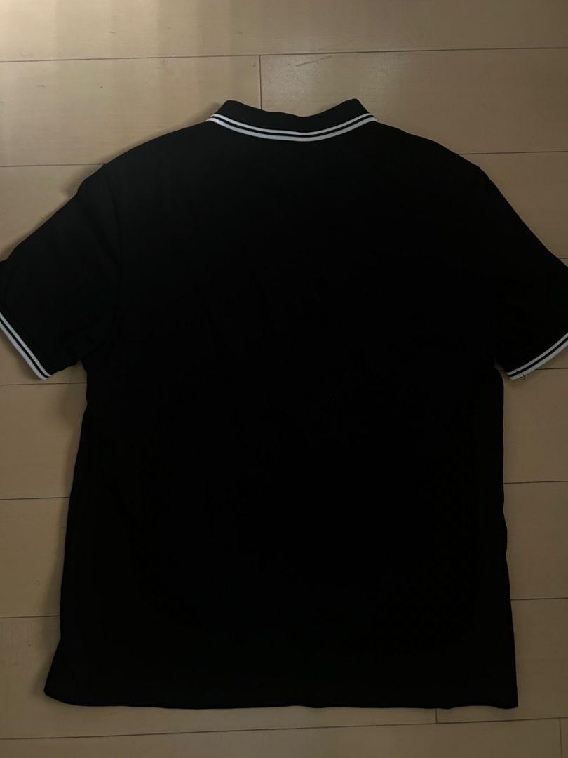 FRED PERRY ブラックポロシャツ ストライプ付き