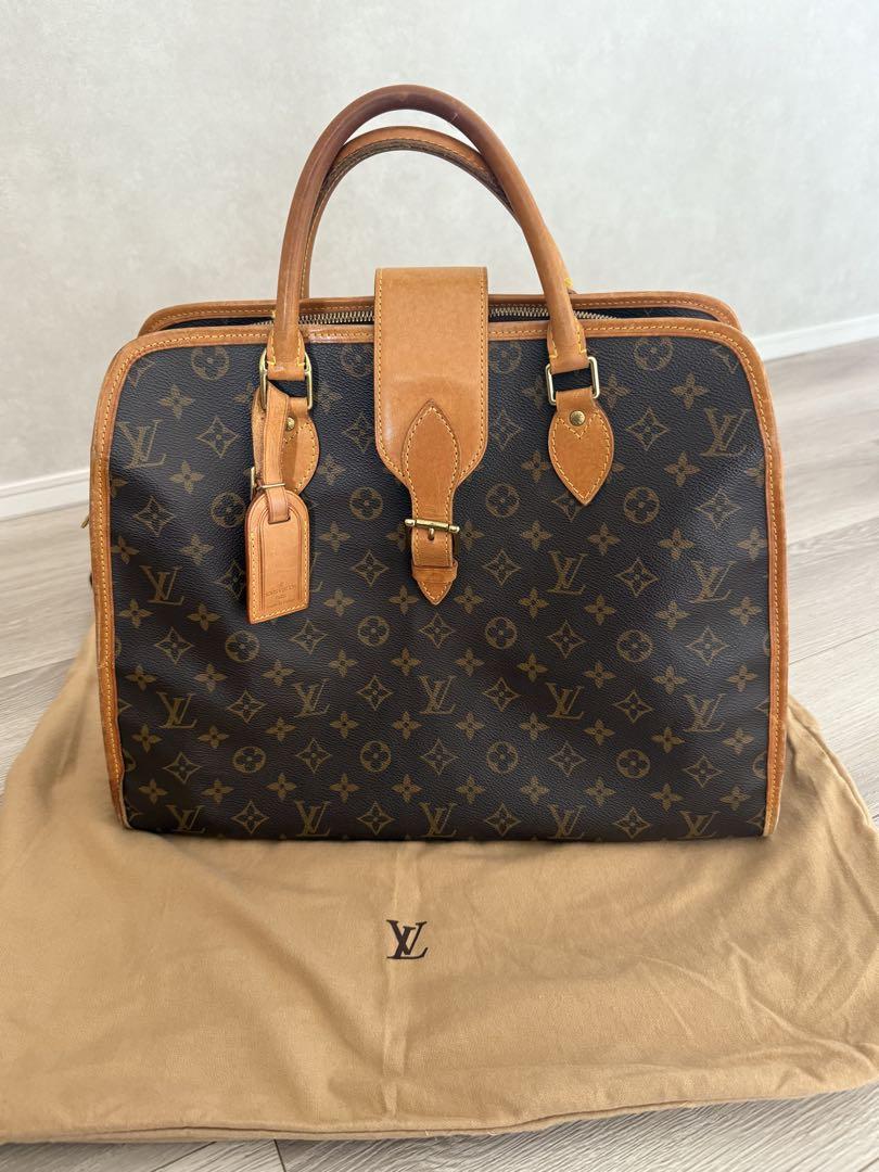 LOUIS VUITTON ルイヴィトン リヴォリ モノグラム　ビジネスバッグ