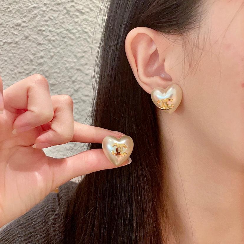 CHANEL ピアス