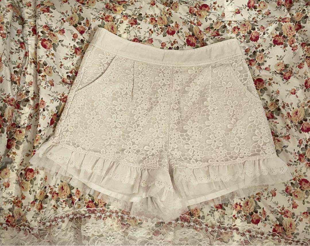 LIZ LISAリズリサ正規品☆レースフリルショートパンツホワイト系ミニスカ風☆