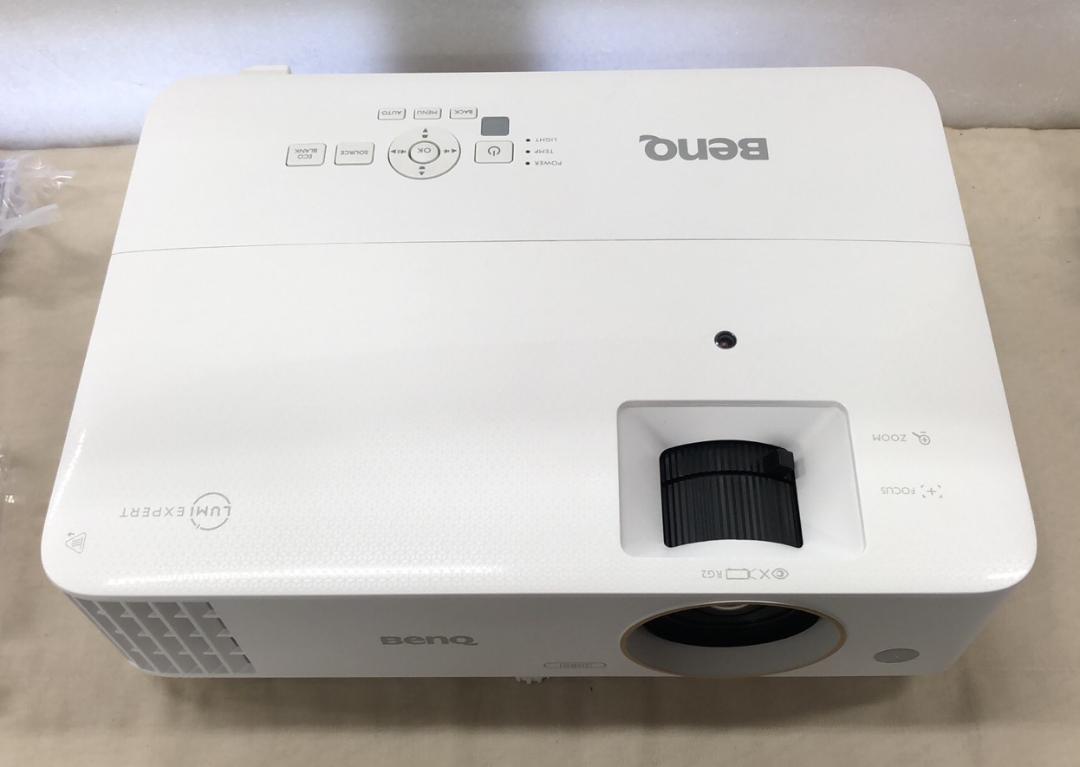 2022春夏新色】 BenQ TH-685 HDR対応 ゲーミングプロジェクター 新作人気 BenQ プロジェクター TH685 プロジェクター