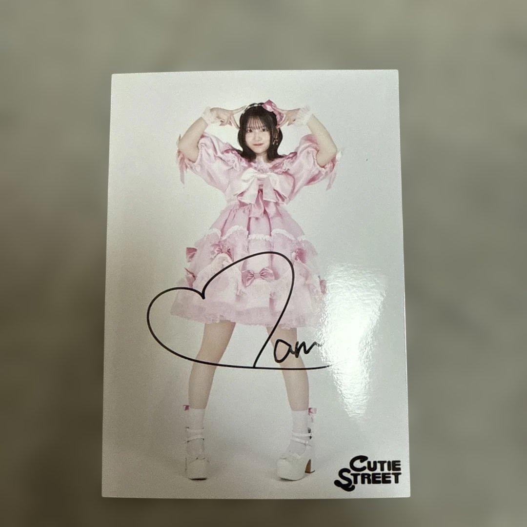 CUTIE STREET 桜庭遥花 生写真 直筆サイン付き - メルカリ