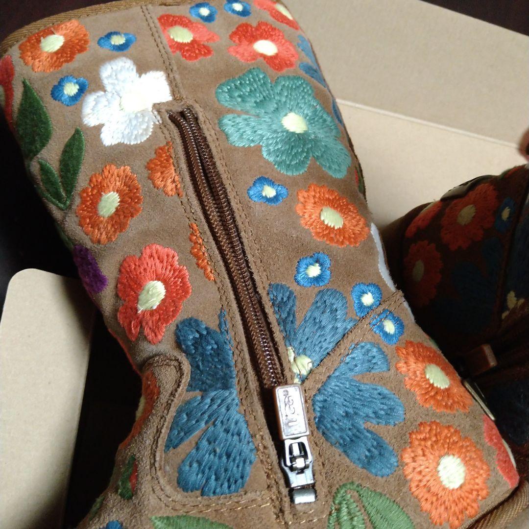 専用。UGG刺繍が超可愛いロングブーツです(⁠◍⁠•⁠ᴗ⁠•⁠◍⁠)⁠❤23.5