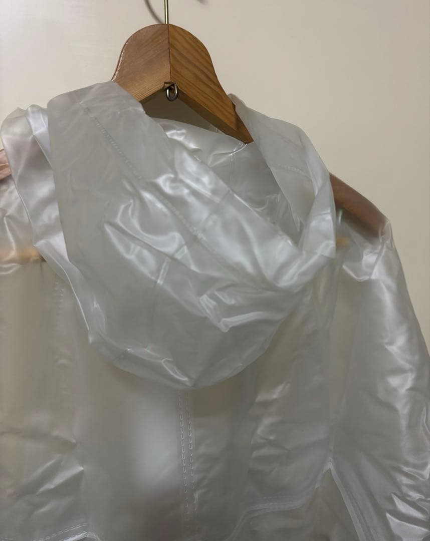 Klein ロゴプリント