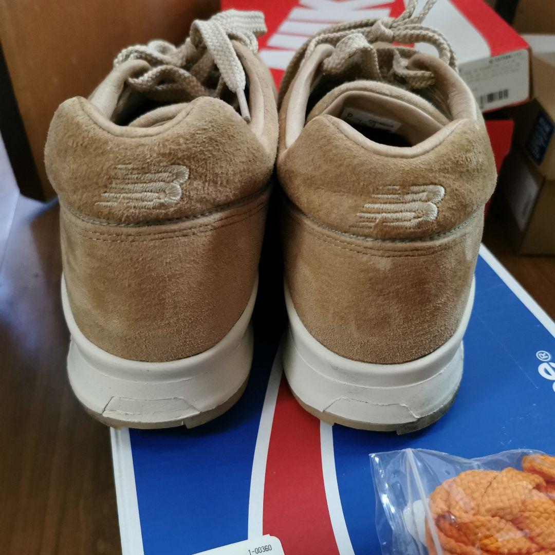 New Balance United Arrows ベージュスニーカー - メルカリ